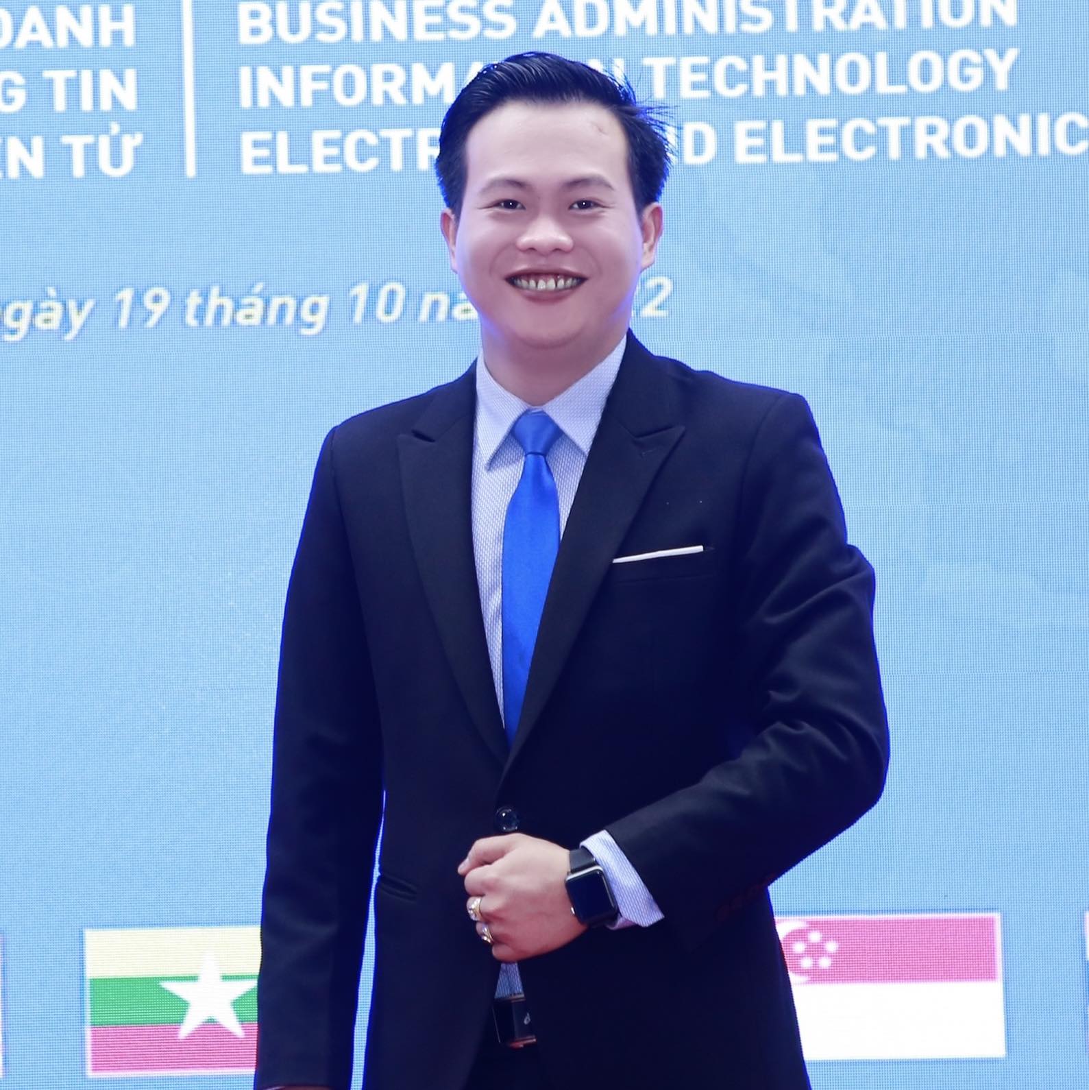 Hồng Sơn Phạm