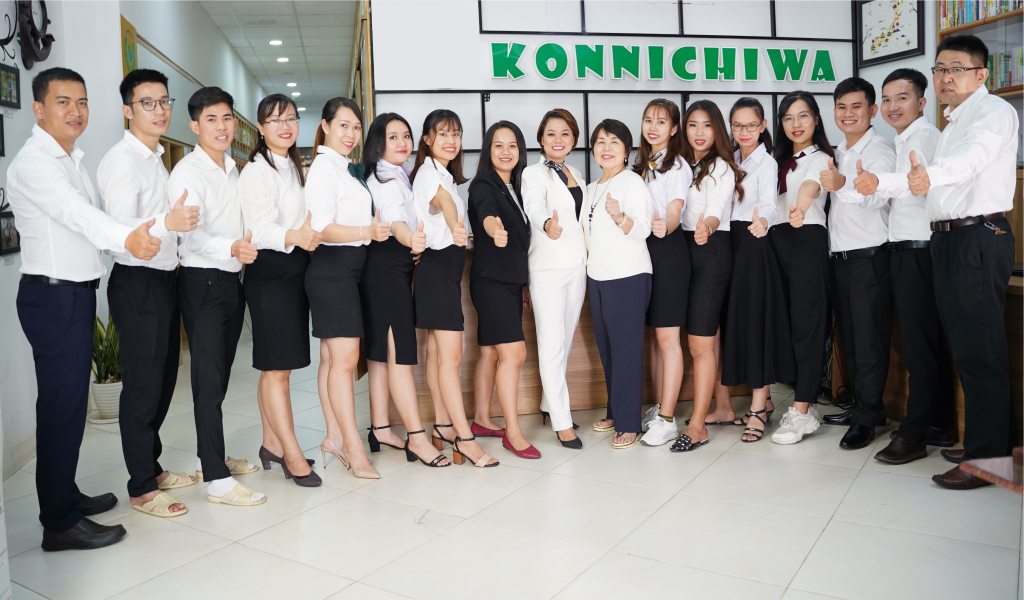 Về Konnichiwa