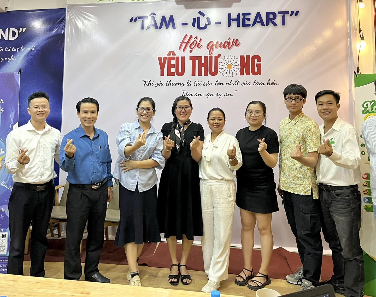 Về chúng tôi